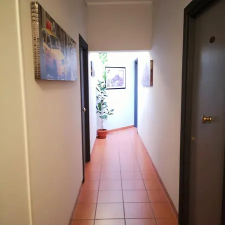 Πανσιόν Happy House In Piazza Zama