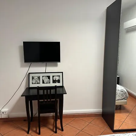 Happy House In Piazza Zama