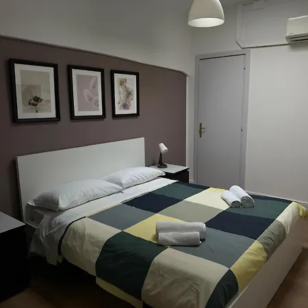 Happy House In Piazza Zama 4*