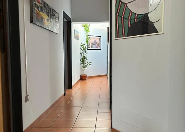 Casa de hóspedes Happy House In Piazza Zama Roma