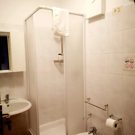 Happy House In Piazza Zama 4*